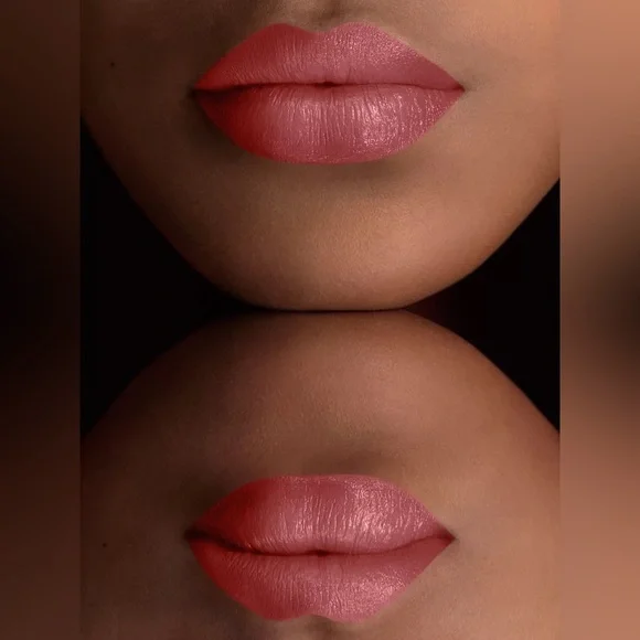 Burberry Kisses Lipstick Rose Pink No. 33 - Picture 5 of 7